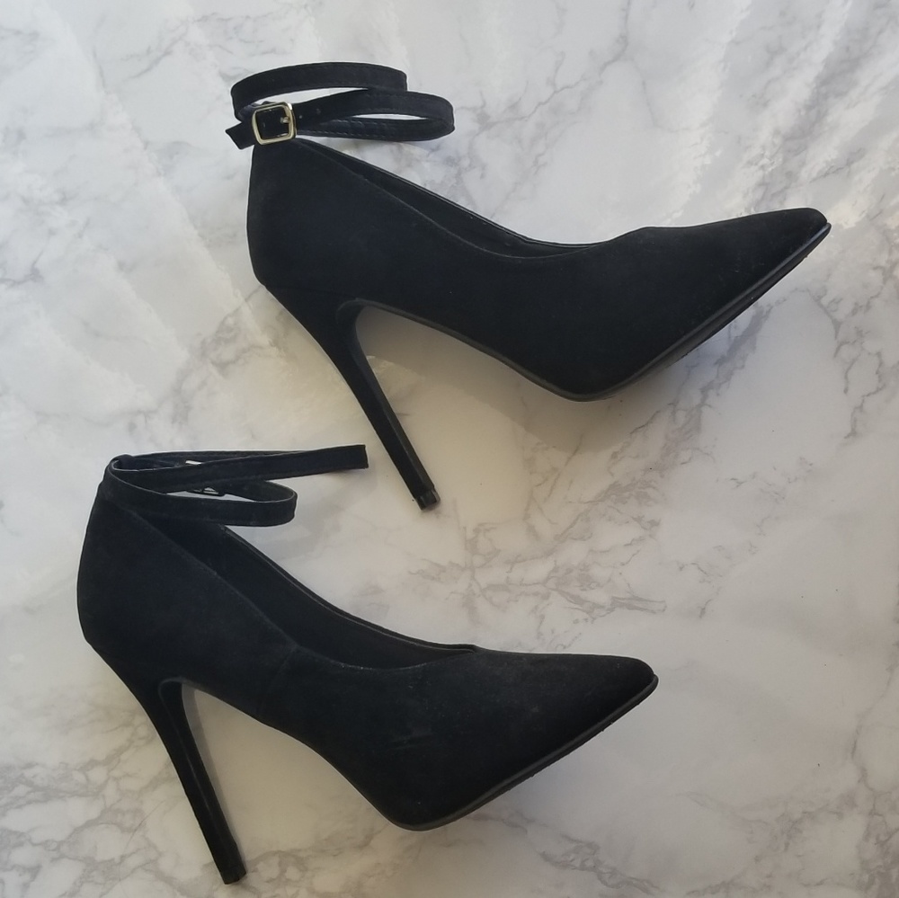Shoedazzle heels